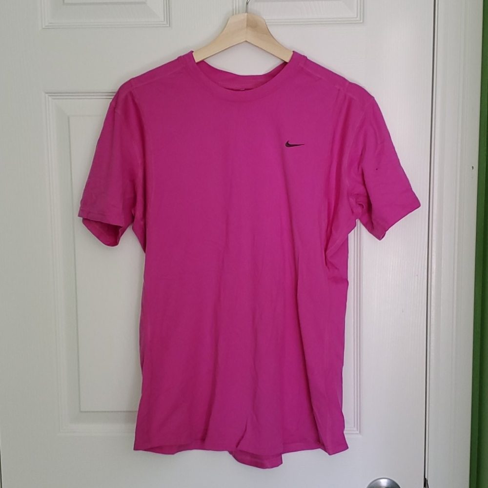 Nike workout top